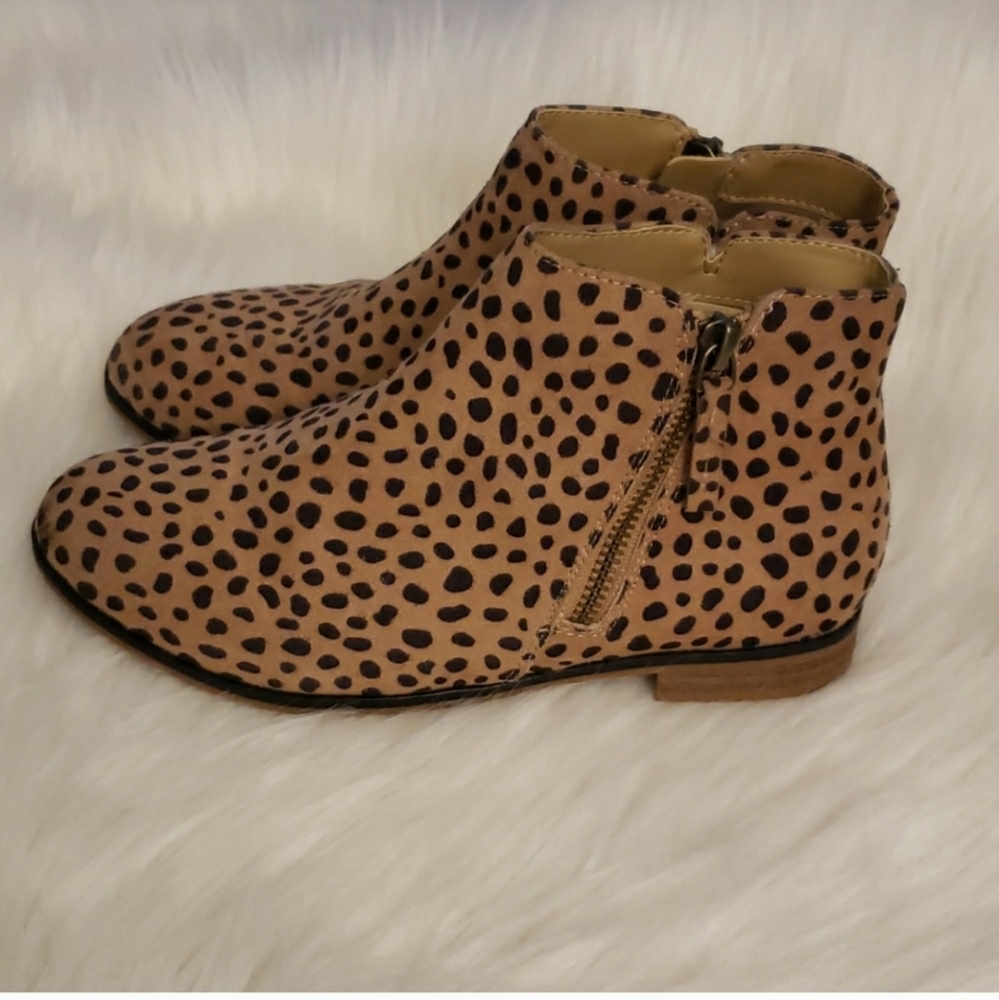 Girls Cat & Jack Leopard Booties